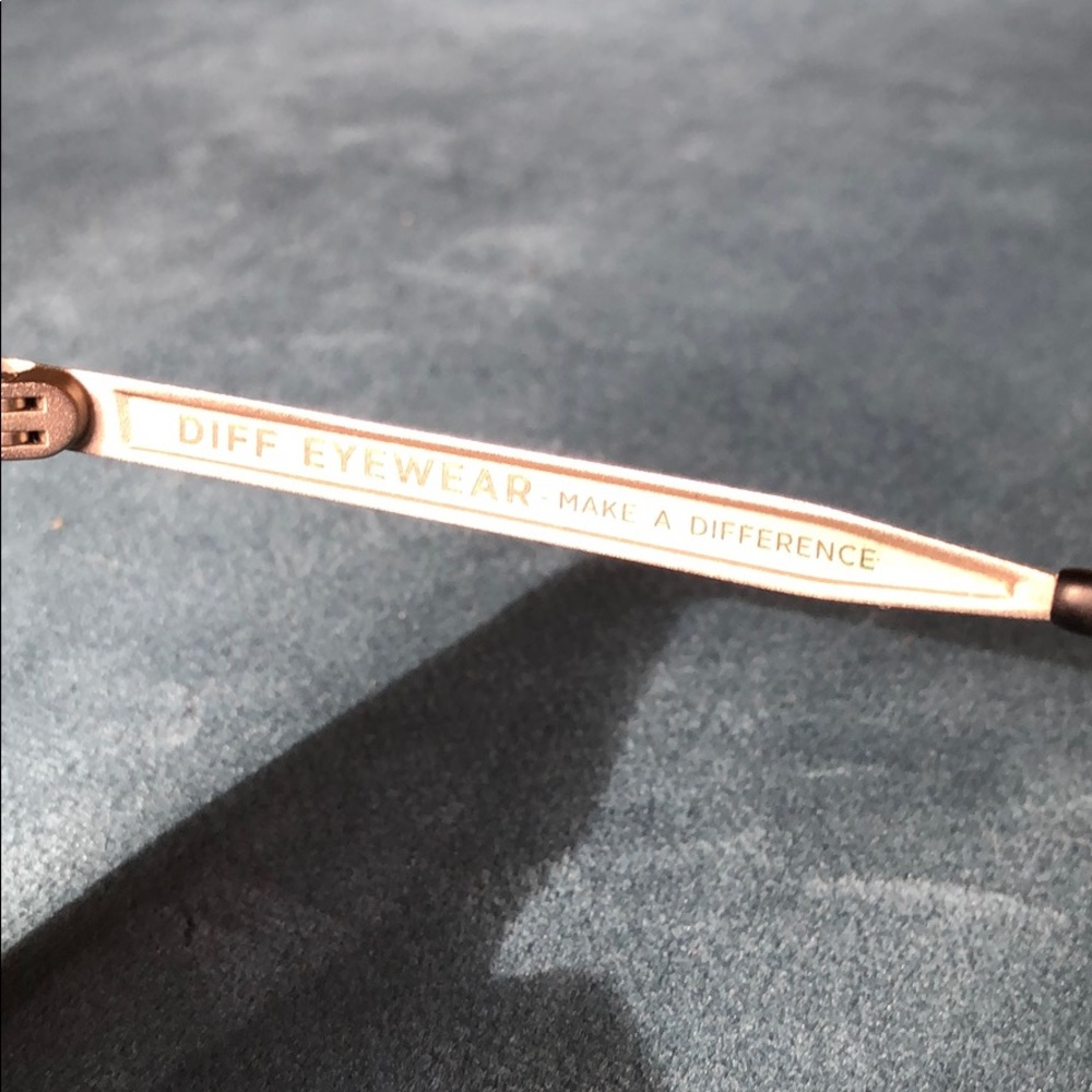 Diff Sunglasses - image 2